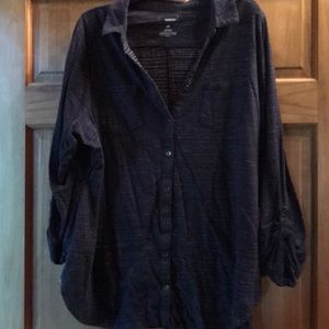 2X button down blouse in navy and gold